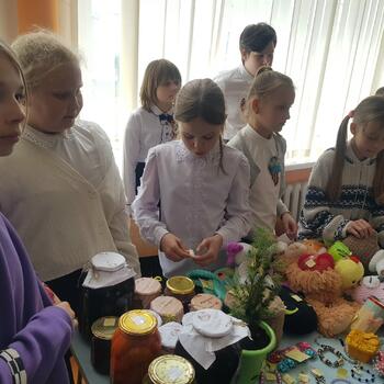 Фото Ярмарка 08.05.2024 г.